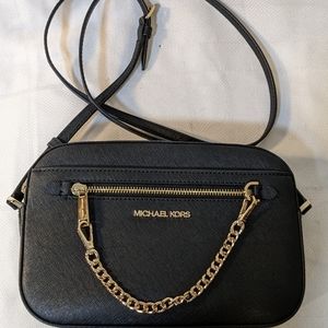 Michael Kors Jet Set Black East West Zip gold Chain MK Leather Crossbody Bag